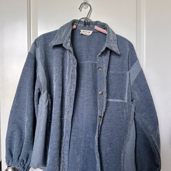 Women’s Button-Down Relaxed Fit Long Sleeve Shirt Light Blue Size L - Picture 5 of 9